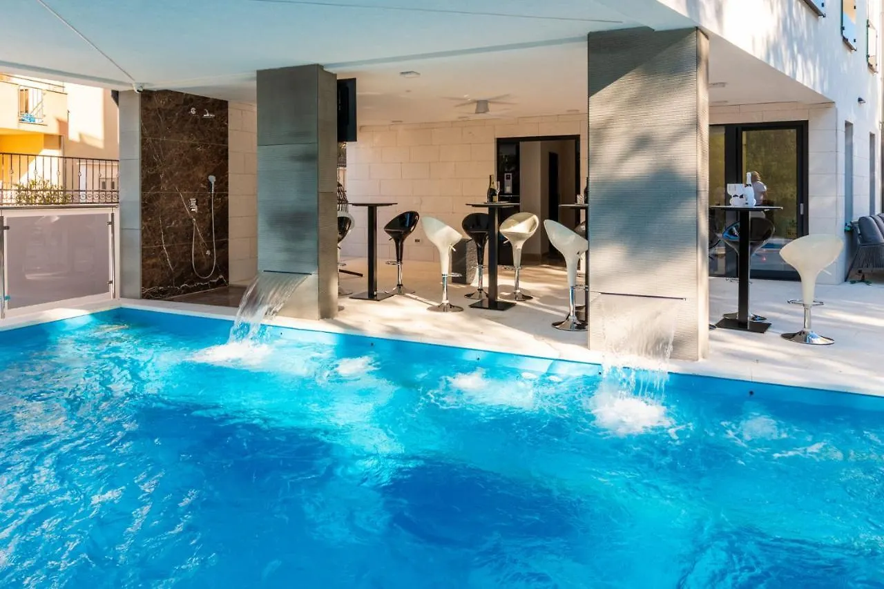 Villa Valentina With Pool Trogir Kroatien