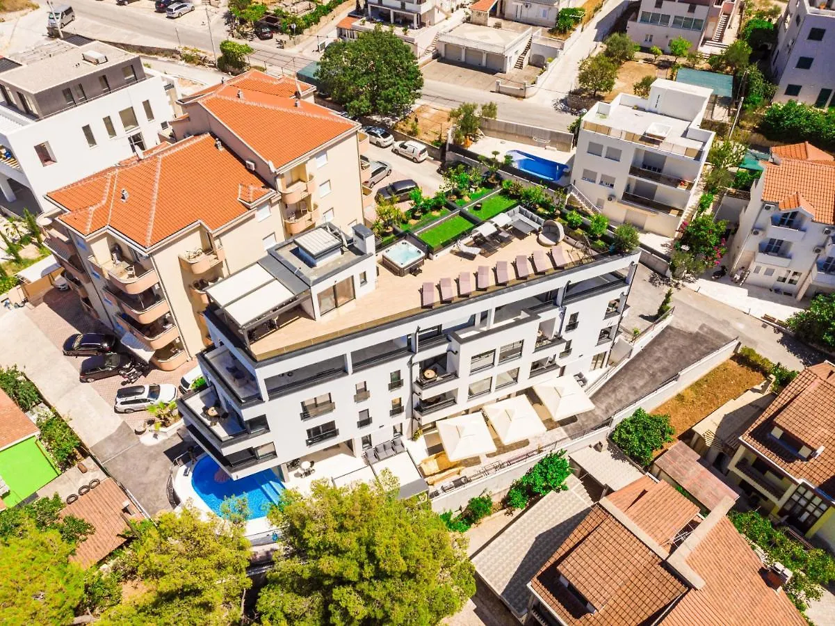 Apartment Villa Valentina With Pool Trogir