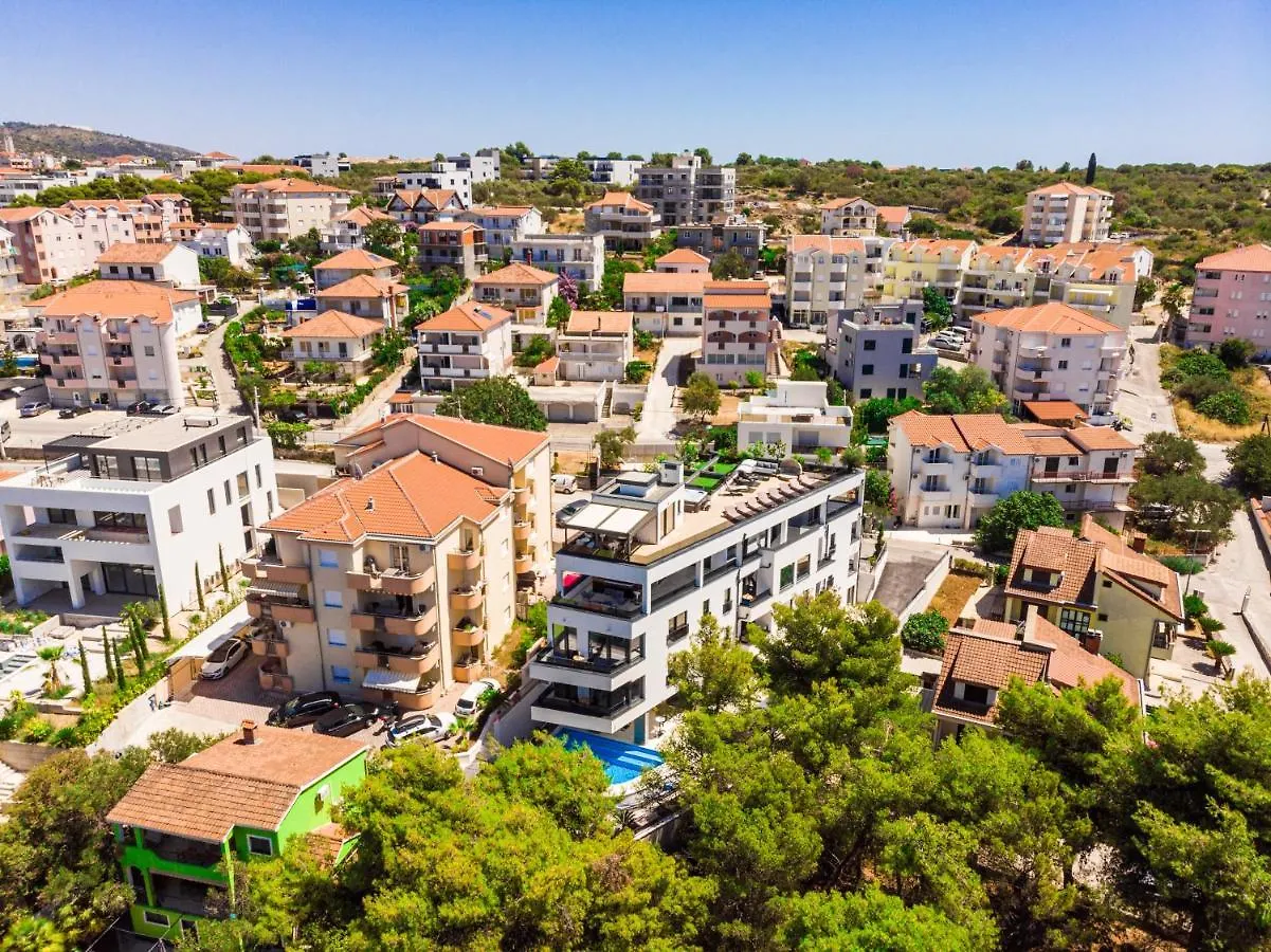 Villa Valentina With Pool Trogir Kroatien