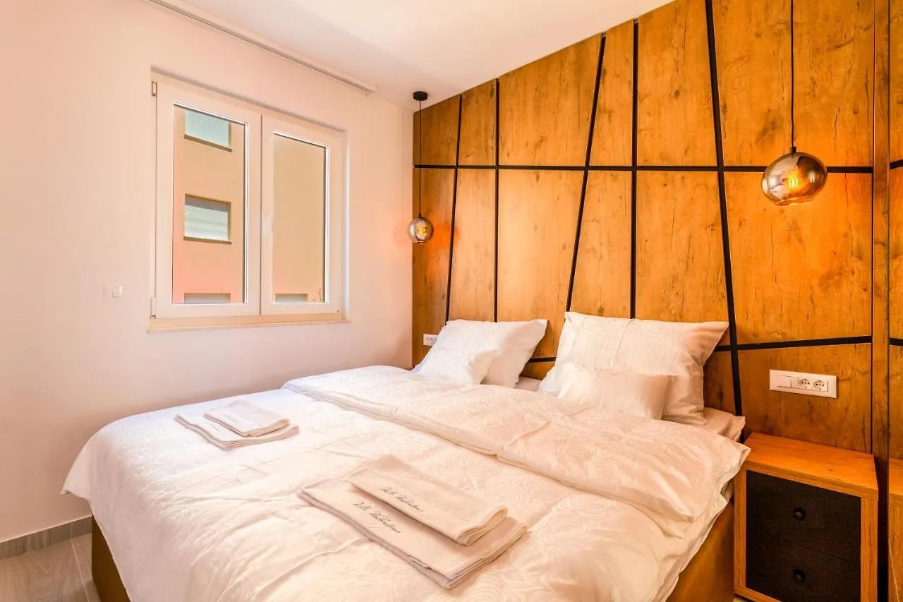 Apartment Villa Valentina With Pool Trogir Croatia